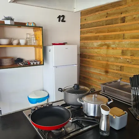 Хостел Casa Vale Ecotainer Лиссабон