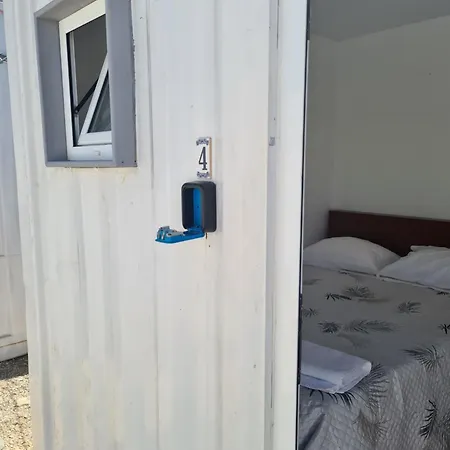 Casa Vale Ecotainer Хостел