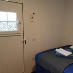 Casa Vale Ecotainer Hostel