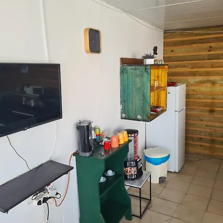 Casa Vale Ecotainer Ostello Lisbona