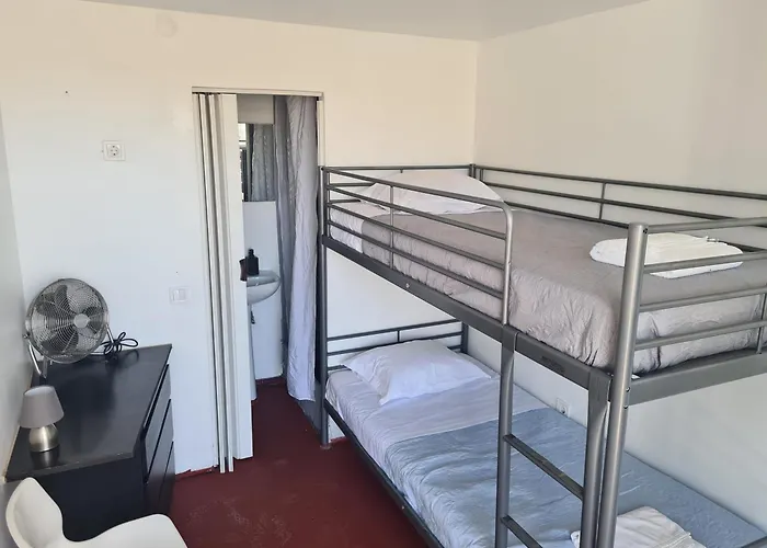 Casa Vale Ecotainer 旅馆 *