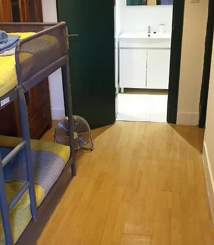 Casa Vale Ecotainer 旅馆 *