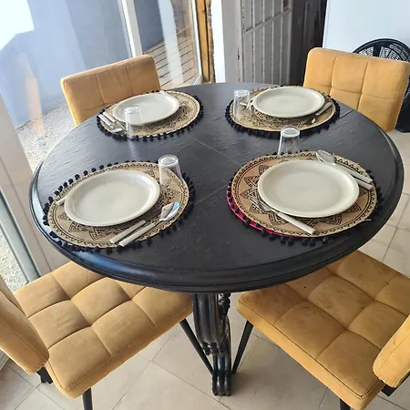 بيت شباب Casa Vale Ecotainer