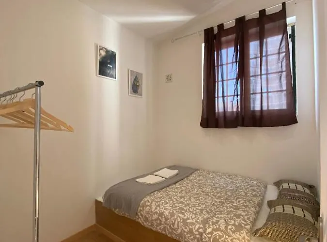 Hostel Casa Vale Ecotainer Lizbona