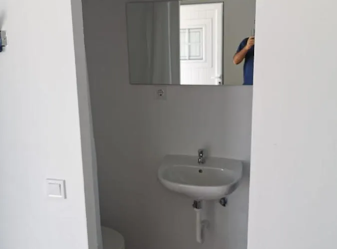 Casa Vale Ecotainer Hostel Lizbona