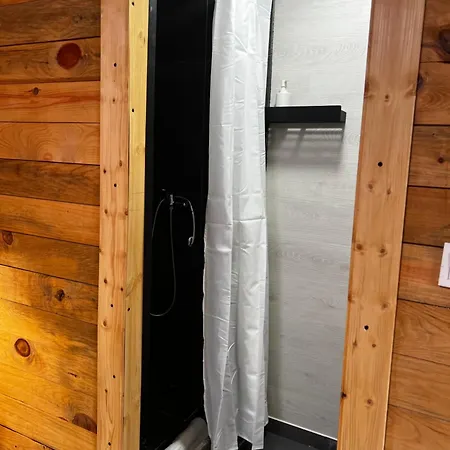 Casa Vale Ecotainer Lisbona